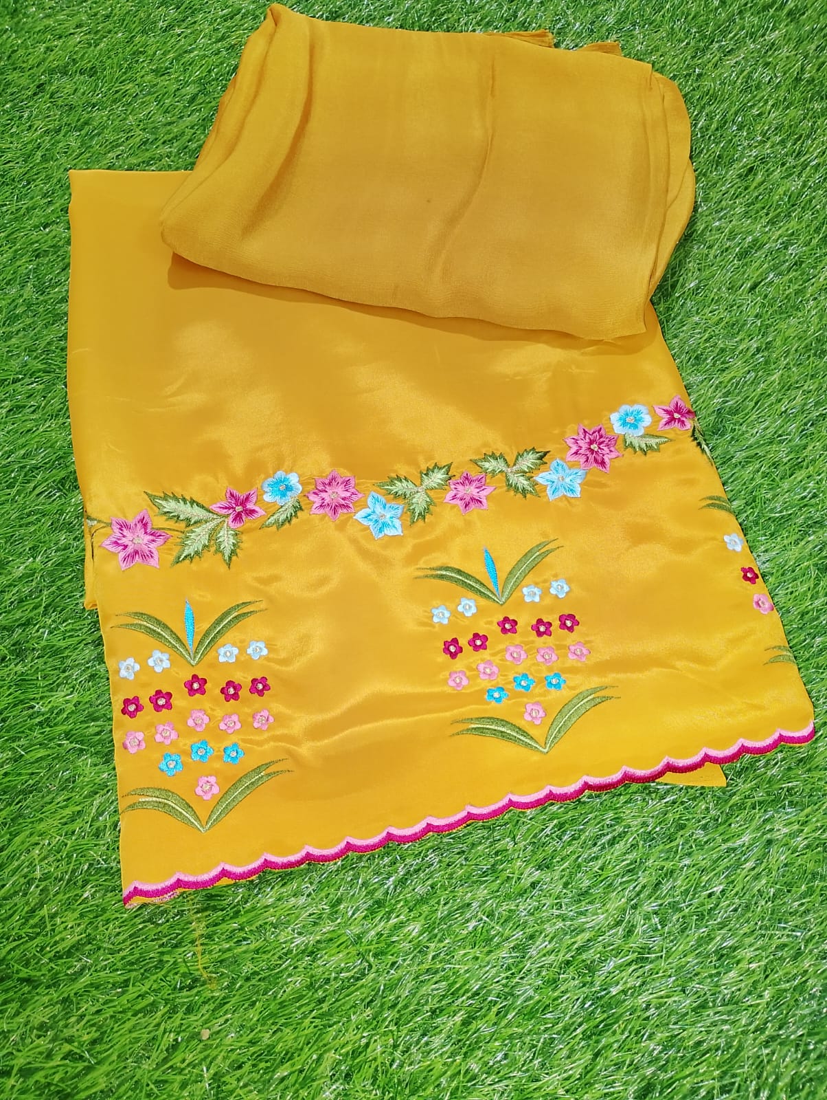 Dashin embroidery suit with semi chinon dupatta