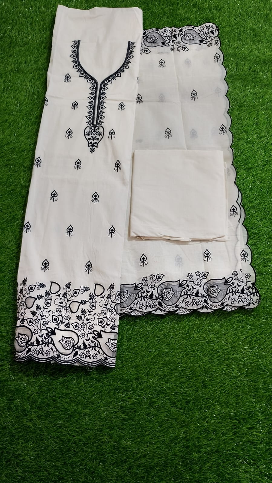 Eplique work dupatta suits