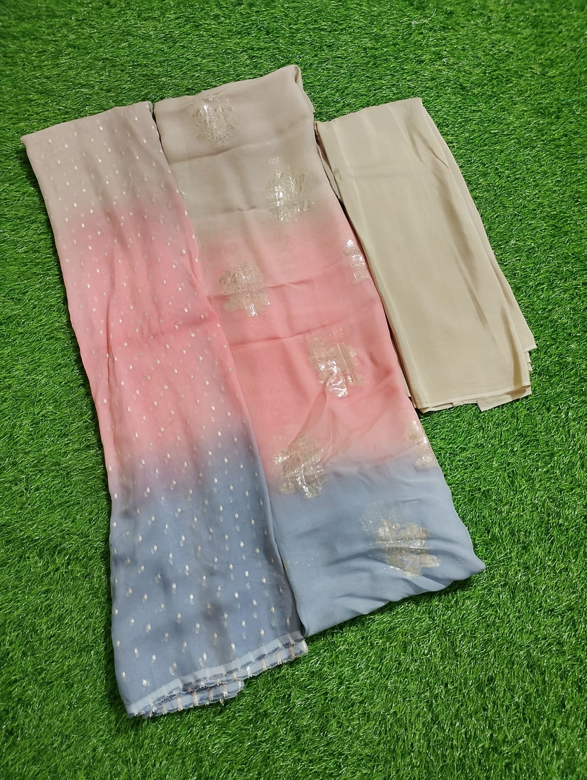 Foiling tie and dye dupatta suits